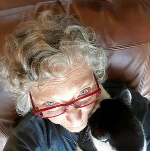 Meet your Posher, Frances